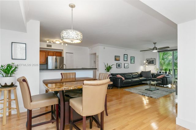 1900 Van Buren St 317B, Hollywood, FL 33020