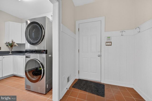 303 TALAHI RD SE, Vienna, VA 22180