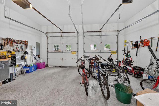 303 TALAHI RD SE, Vienna, VA 22180
