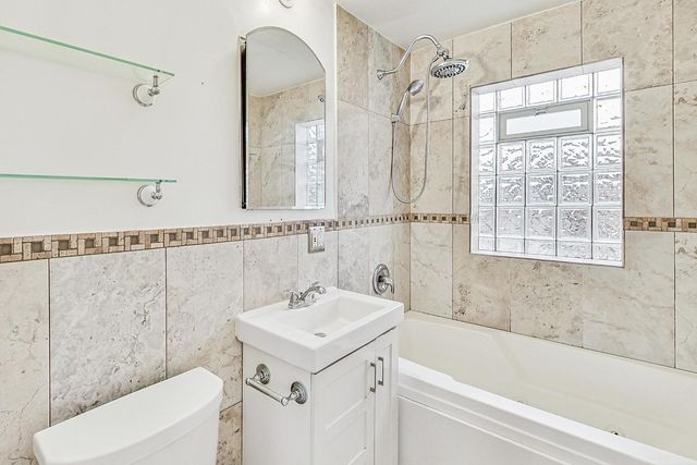 2123 W 83rd Street, Chicago, IL 60620