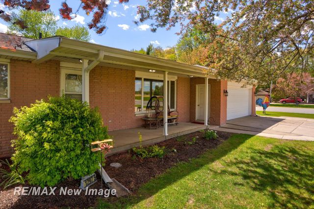 12975 Frost Road, Hemlock, MI 48626
