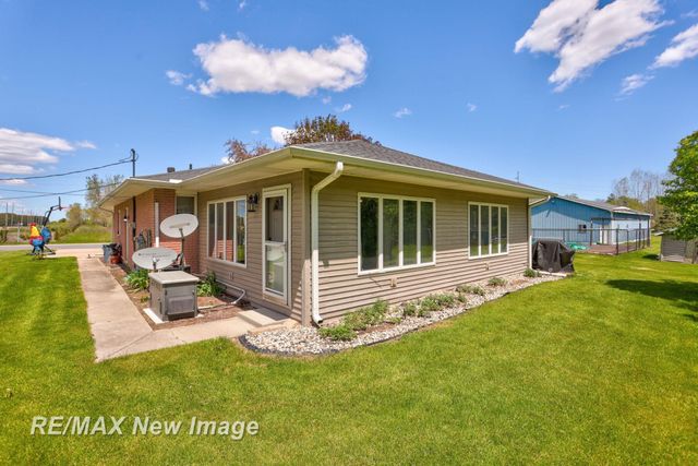 12975 Frost Road, Hemlock, MI 48626