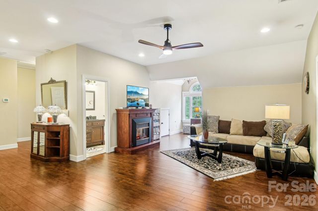 165 Sequoyah Drive, Waynesville, NC 28785