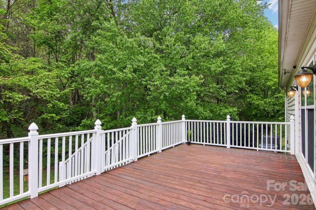 165 Sequoyah Drive, Waynesville, NC 28785