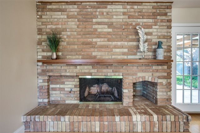 4064 Boca Bay Drive, Dallas, TX 75244