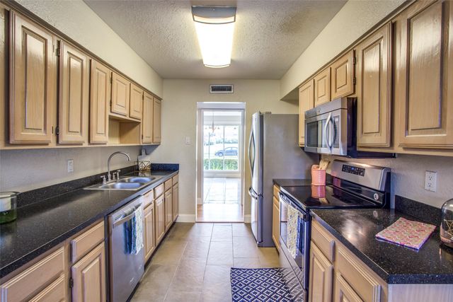 4064 Boca Bay Drive, Dallas, TX 75244