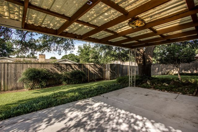 4064 Boca Bay Drive, Dallas, TX 75244