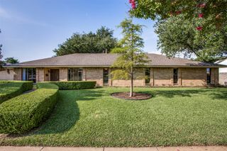 4064 Boca Bay Drive, Dallas, TX 75244