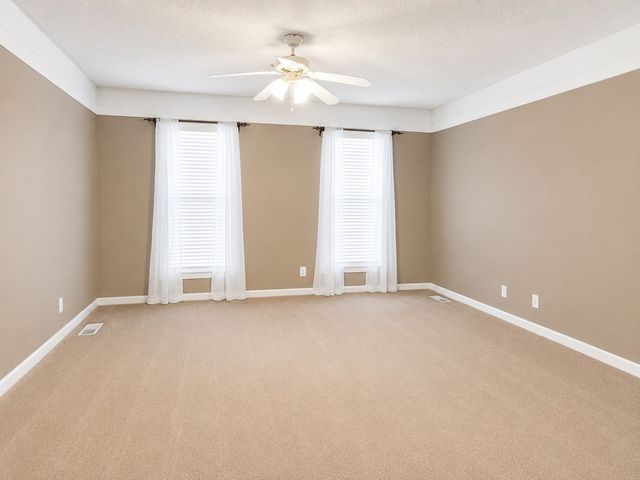 3174 Crosswind Ct, Clarksville, TN 37043