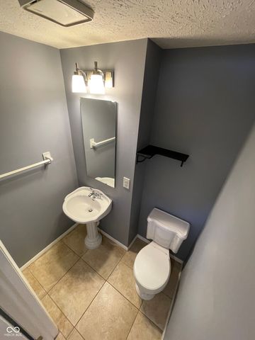 9507 Timber View Drive, Indianapolis, IN 46250