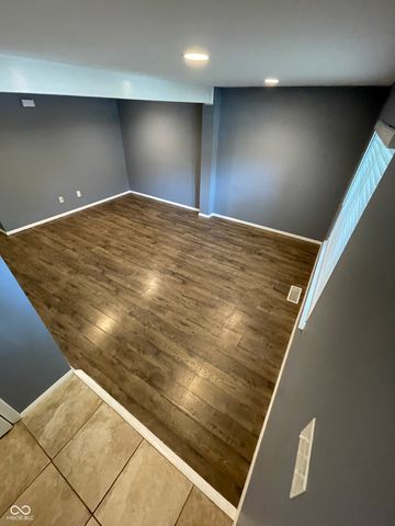 9507 Timber View Drive, Indianapolis, IN 46250
