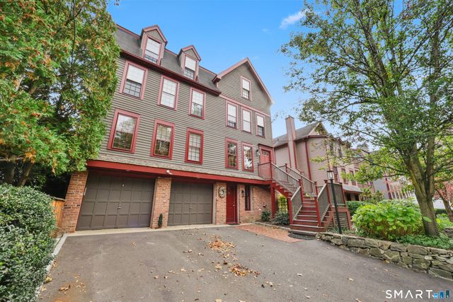 49 Indian Harbor Drive 1, Greenwich, CT 06830