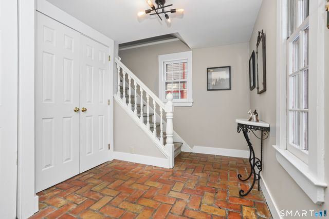 49 Indian Harbor Drive 1, Greenwich, CT 06830