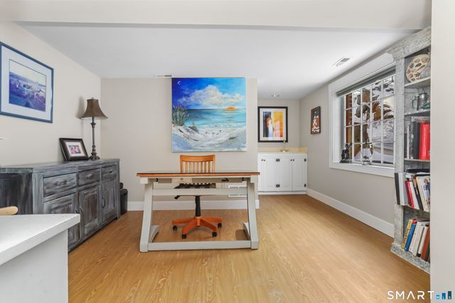 49 Indian Harbor Drive 1, Greenwich, CT 06830