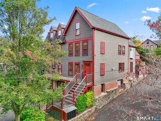 49 Indian Harbor Drive 1, Greenwich, CT 06830