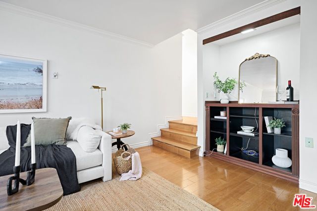 1831 Barry Avenue 4, Los Angeles, CA 90025