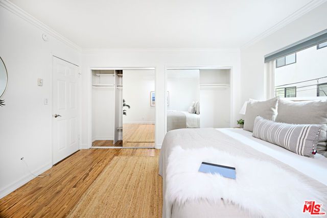 1831 Barry Avenue 4, Los Angeles, CA 90025