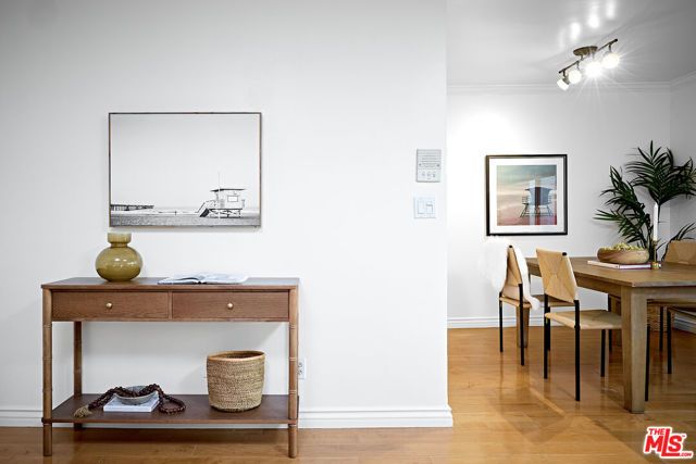 1831 Barry Avenue 4, Los Angeles, CA 90025