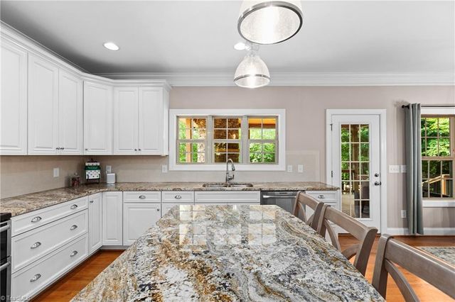 7930 Haviland Court, Pfafftown, NC 27040