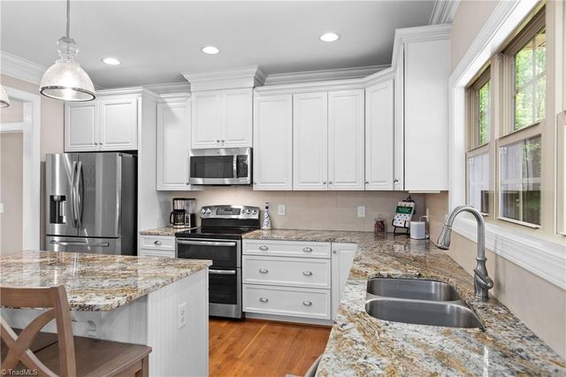 7930 Haviland Court, Pfafftown, NC 27040