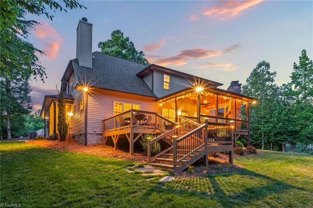 7930 Haviland Court, Pfafftown, NC 27040