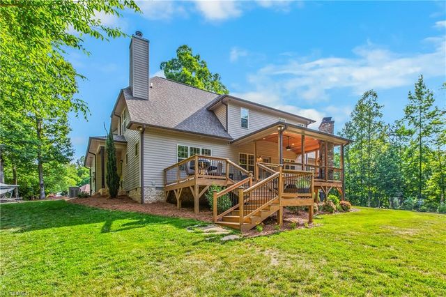 7930 Haviland Court, Pfafftown, NC 27040