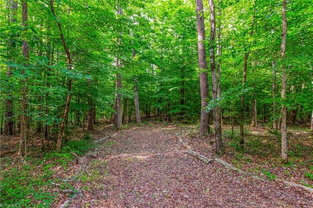 7930 Haviland Court, Pfafftown, NC 27040