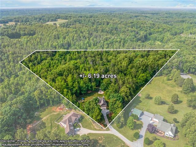 7930 Haviland Court, Pfafftown, NC 27040