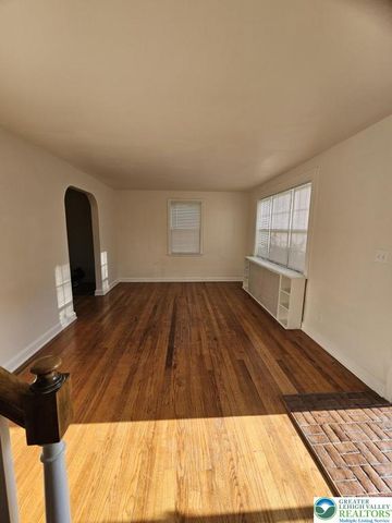 616 Beverly Drive, South Whitehall Twp, PA 18104