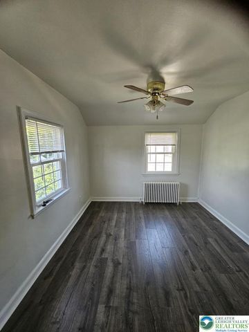616 Beverly Drive, South Whitehall Twp, PA 18104