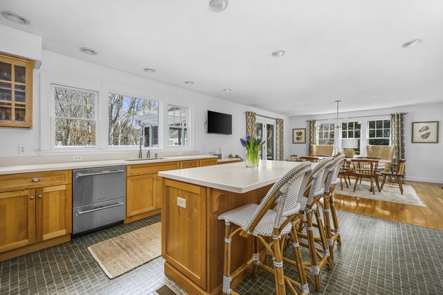 28 Old Colony Road, Harwich, MA 02645