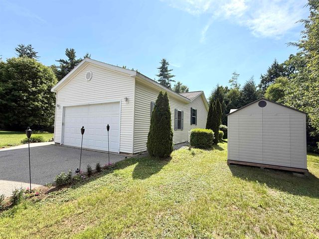 17 Northbrook Road, Tilton, NH 03276