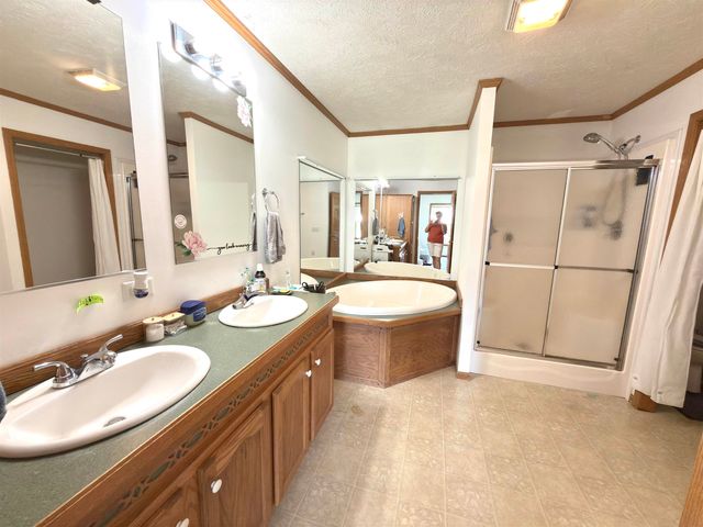 17 Northbrook Road, Tilton, NH 03276