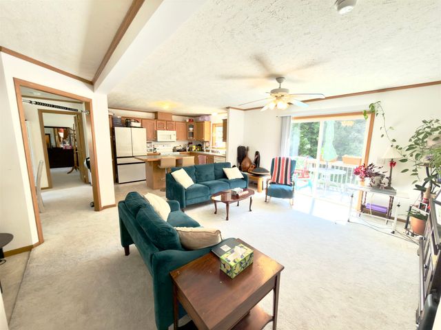 17 Northbrook Road, Tilton, NH 03276