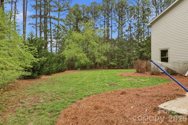 151 Yellow Jacket Circle, Mooresville, NC 28117