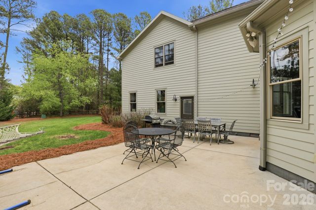 151 Yellow Jacket Circle, Mooresville, NC 28117