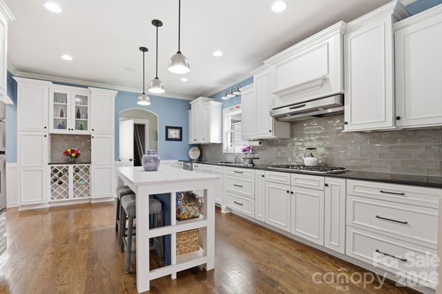 151 Yellow Jacket Circle, Mooresville, NC 28117