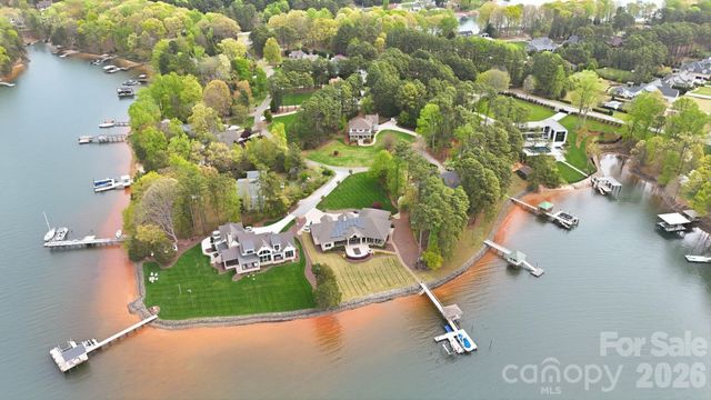 151 Yellow Jacket Circle, Mooresville, NC 28117