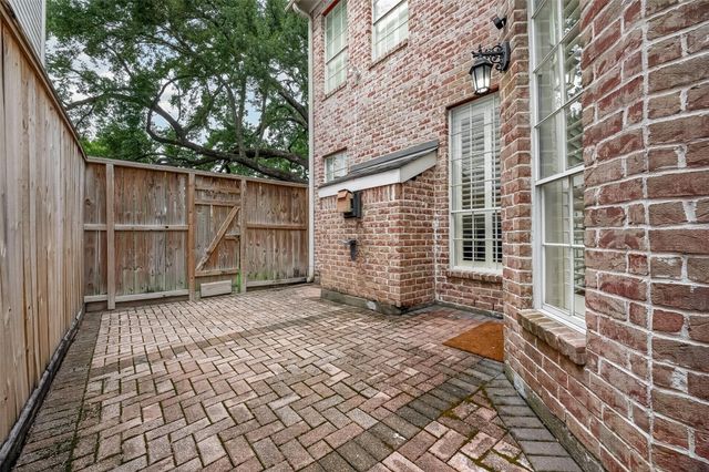 5831 Val Verde Street, Houston, TX 77057