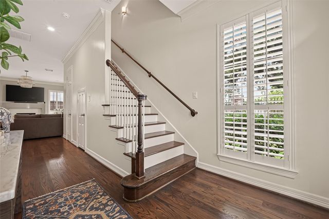 5831 Val Verde Street, Houston, TX 77057