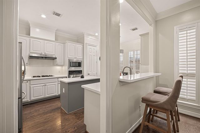 5831 Val Verde Street, Houston, TX 77057