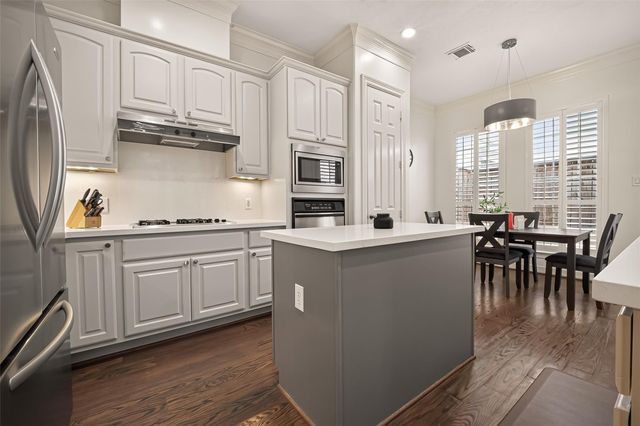 5831 Val Verde Street, Houston, TX 77057