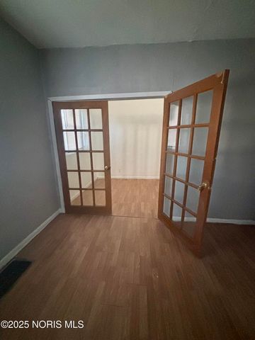 285 Walbridge Avenue, Toledo, OH 43609