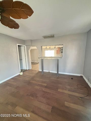 285 Walbridge Avenue, Toledo, OH 43609