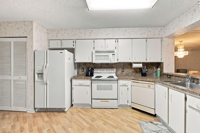 7605 TRENT Drive 103-B, Tamarac, FL 33321