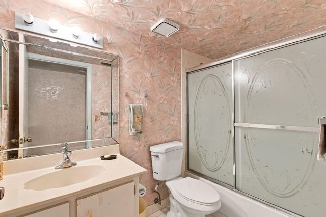 7605 TRENT Drive 103-B, Tamarac, FL 33321