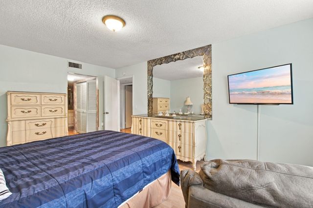 7605 TRENT Drive 103-B, Tamarac, FL 33321
