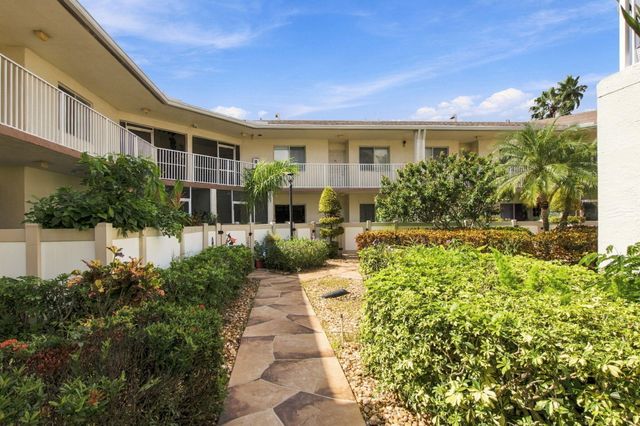 7605 TRENT Drive 103-B, Tamarac, FL 33321
