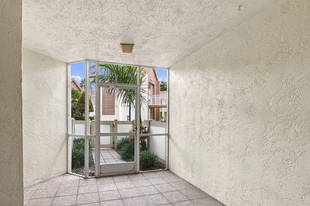 7605 TRENT Drive 103-B, Tamarac, FL 33321