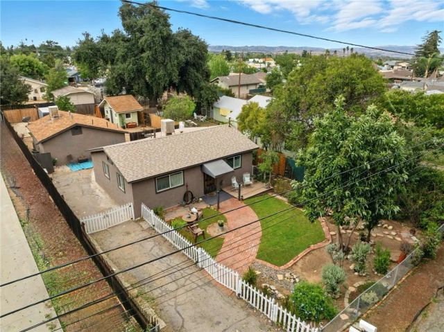 35263 Beech, Yucaipa, CA 92399